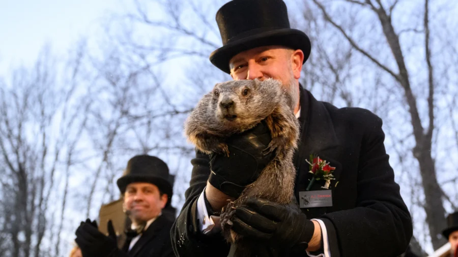 Punxsutawney Phil Predicts 6 More Weeks of Winter