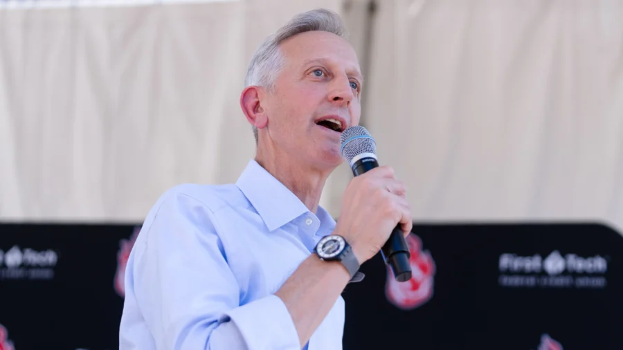 Portland Mayor Says ICE Should Leave the City