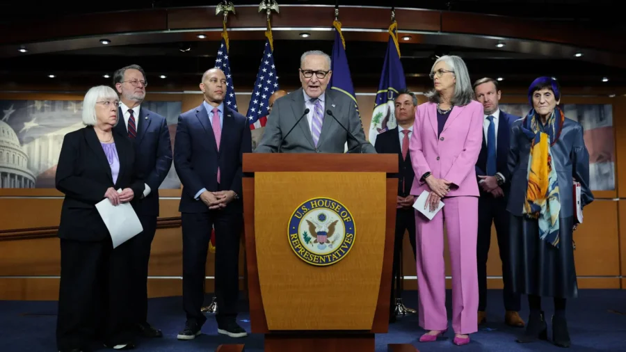 Lawmakers on Tight Timeline for DHS Funding, ICE Changes
