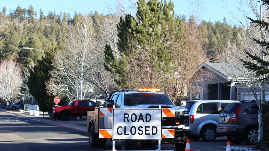 2 Dead After Arizona Police Helicopter Crashes While Responding to Active Shooter
