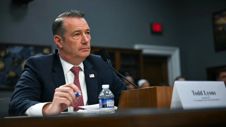 ICE Pressures California to Hand Over Illegal Immigrants in Jails