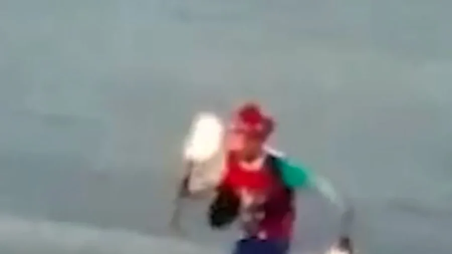 Fire-Juggling Colorado Unicyclist Stops Traffic on Crosswalk