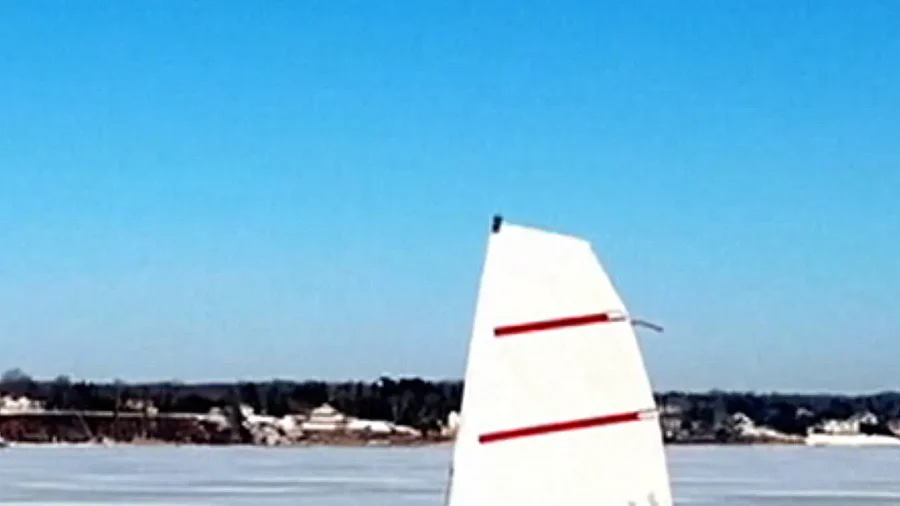 Cold Snap Brings Large Iceboaters Back to Jersey Shore