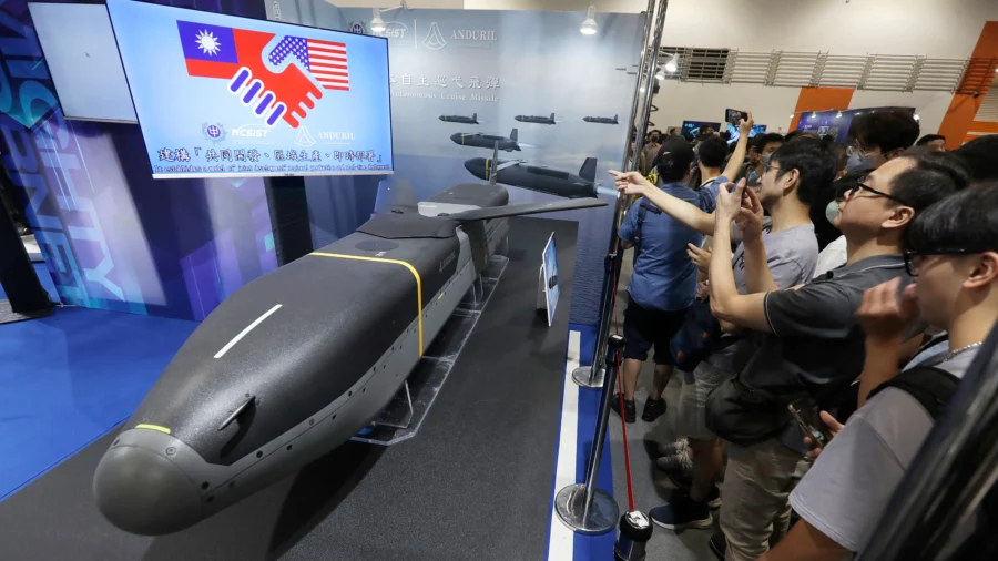 Trump to Decide Soon on Arms Sale to Taiwan