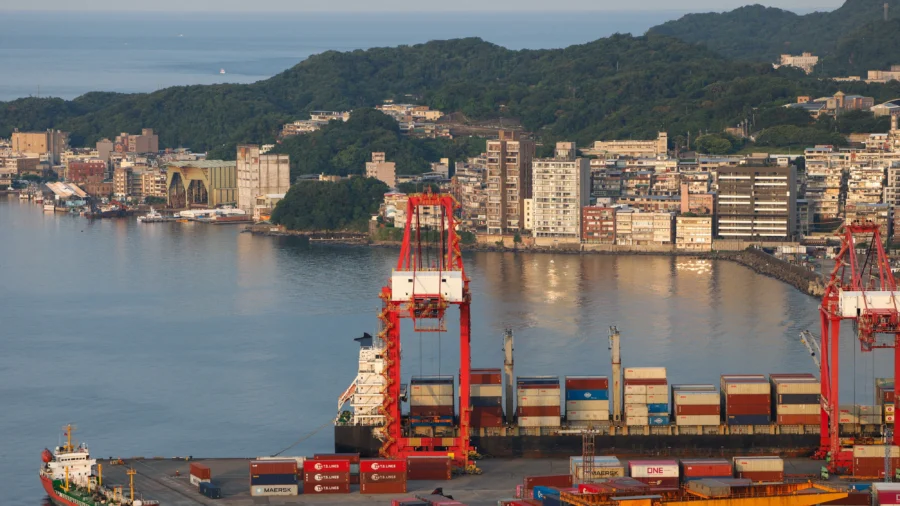 US, Taiwan Sign Trade Deal, Bolstering Ties Amid China Threat