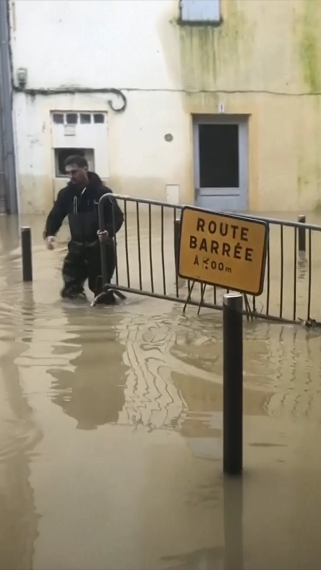 Flooding Persists in Parts of Southwest France After Deadly Storm | NTD