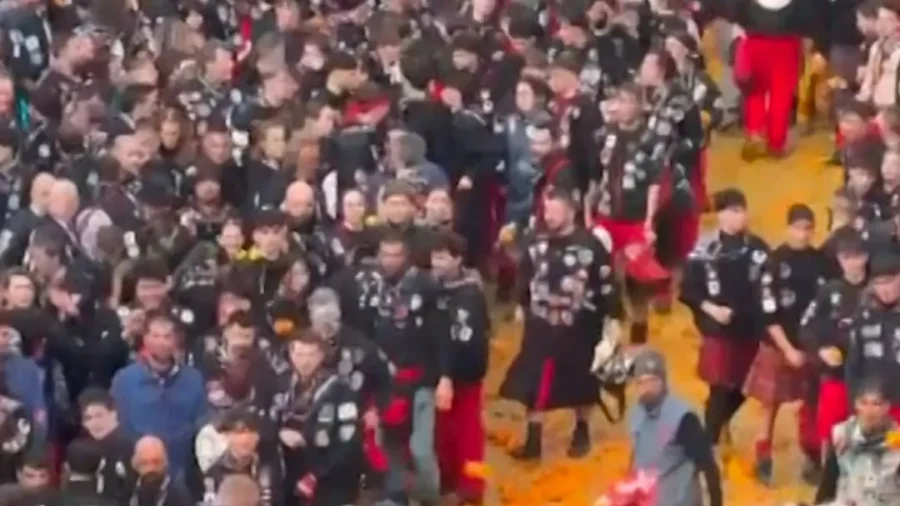 Italian Town of Ivrea Descends Into Annual 'The Battle of Oranges' Food Fight