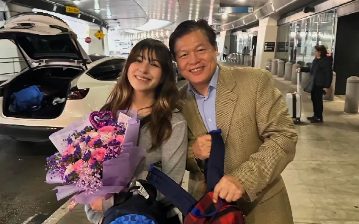 Alysa Liu's Father on What Makes an Olympian | NTD