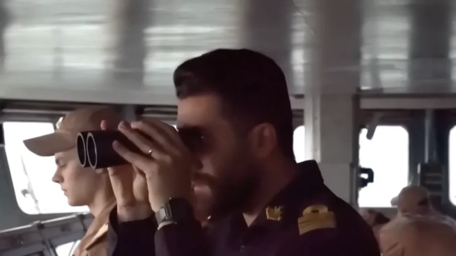 Iran and Russia Conduct Joint Naval Drills in Gulf of Oman Amid US Pressure