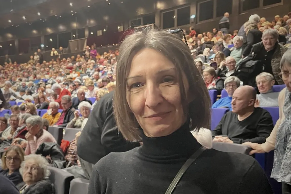 Isabelle Gitton, a toxicologist, found Shen Yun Performing Arts 'magnificent' in Tours, France, on Feb. 14, 2026. (Isabelle Meyer/The Epoch Times)