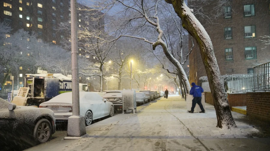 Powerful Winter Storm Hits Northeast; Thousands of Flights Canceled