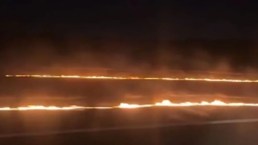Engine Trouble on Atlanta-Bound Delta Flight Sparks Grass Fire