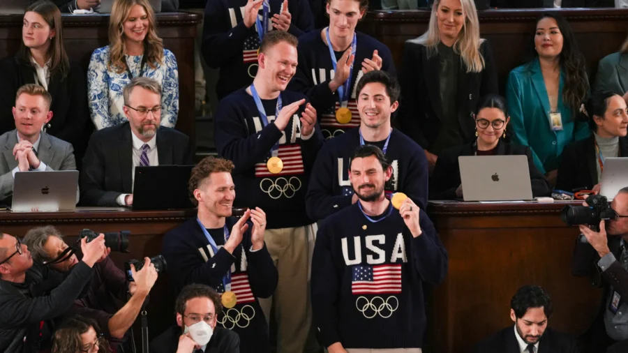Trump to Give US Hockey Goalie Presidential Medal of Freedom
