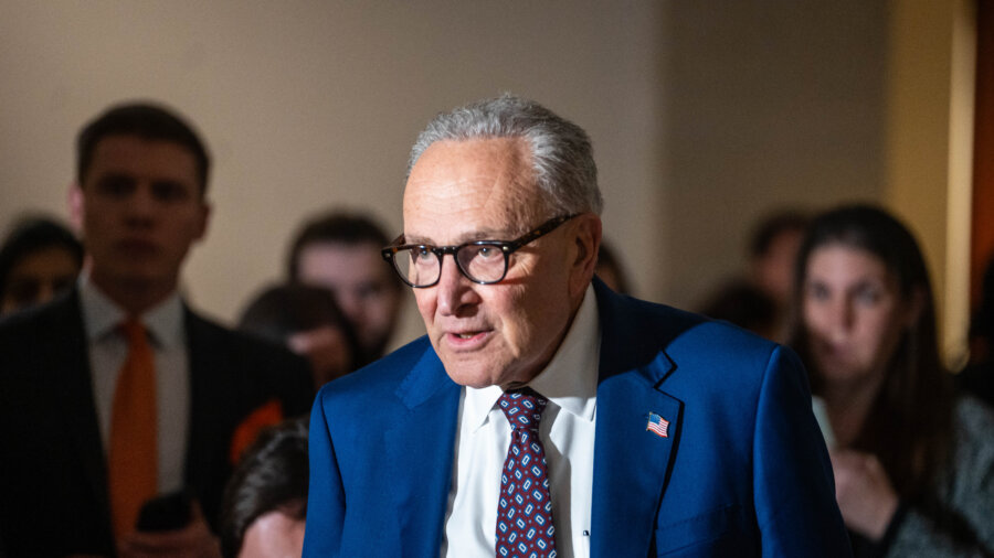 Schumer, Senate Democrats Hold Roundtable on Trump Presidency