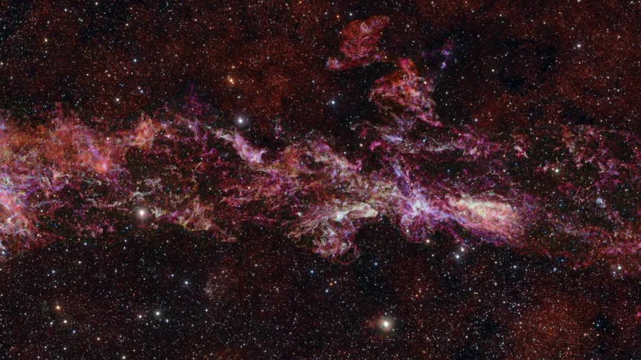 Telescope Images Capture Center of Milky Way Galaxy