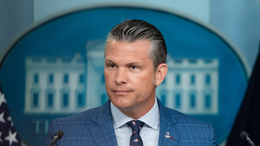 Hegseth, Joint Chiefs Chairman Hold Press Conference