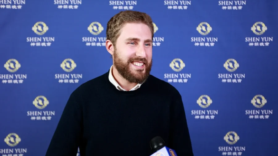 Composer Says Shen Yun Is Impressive for All Art Lovers