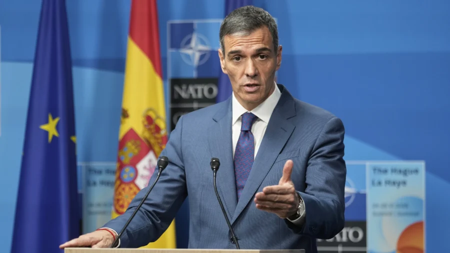 Spain’s Prime Minister Urges End to War With Iran