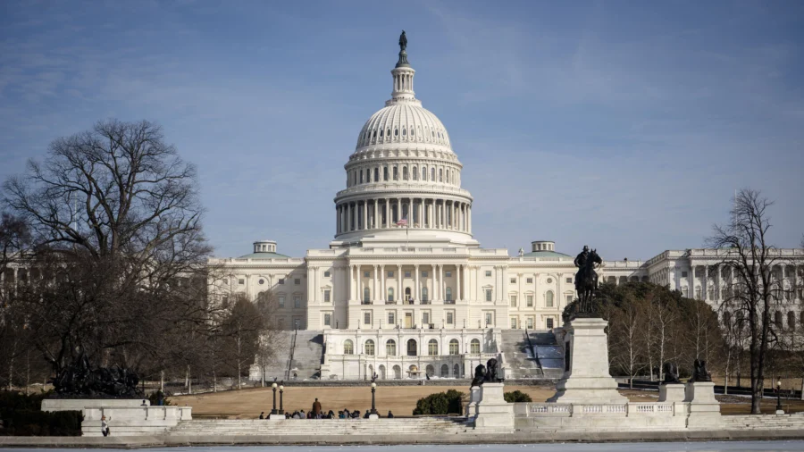 Congress Briefed on Iran as War Powers Vote Looms