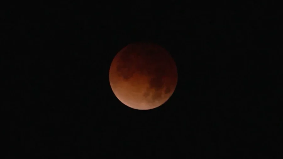 Total Lunar Eclipse Turns Moon Blood Red Across Several Continents