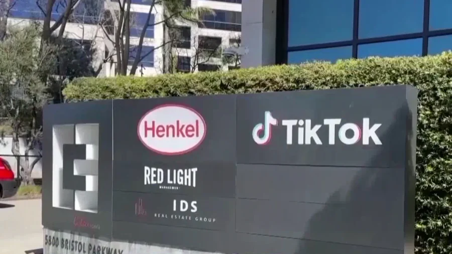 Trump and Bondi Sued Over Bytedance Tiktok Deal