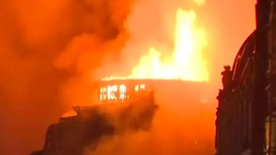 Massive Fire Guts Glasgow’s Central Railway Station, Travel Disruption Expected