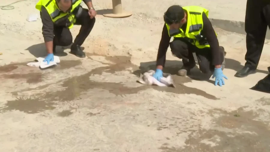 Israeli Security, Rescue Teams Gather at Site Attacked by Iranian Missile in Central Israel