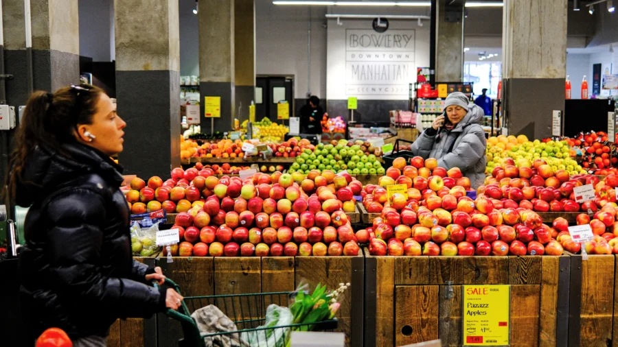 US Annual Inflation Rate Unchanged at 2.4 Percent