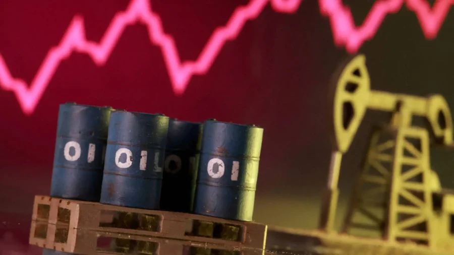 32 Countries to Release Emergency Oil Reserves in Effort to Calm Surging Prices