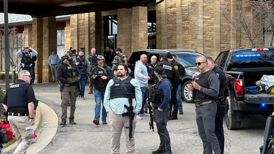 Michigan Synagogue Shooting Suspect Dead