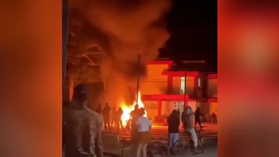 Violent Protests Erupt in Cuba Over Extended Blackouts and Food Shortages