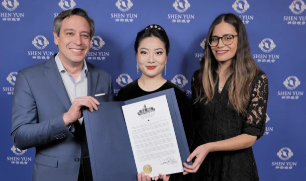 Texas State Representative Vince Perez (L) and his fiancée, Victoria Prado (R), are presenting a Resolution to Shen Yun Performing Arts at The Plaza Theatre in El Paso, Texas, on March 14, 2026. (NTD)