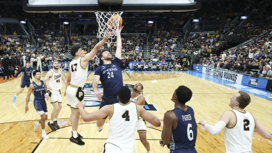 March Madness Continues: Kentucky Escapes Santa Clara