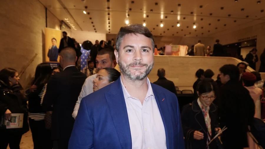 Bestselling Author James Lindsay: Seeing Shen Yun Is ‘A Powerful Experience’