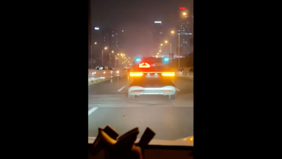 China’s 'Robotaxi' System Outage Leaves Vehicles Stranded on Roads