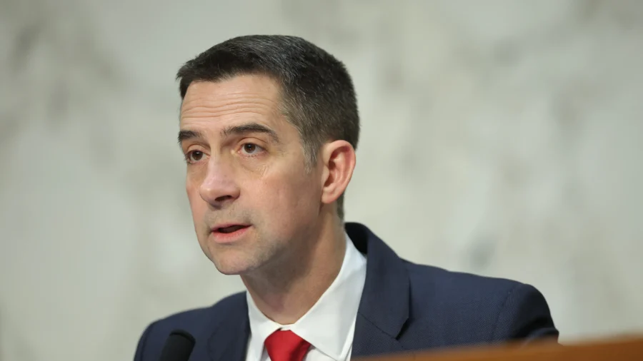 Senators Flag Chinese Nationals' Access to US Labs