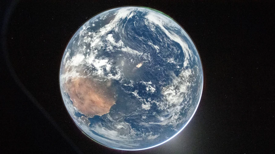 Artemis II Returns Striking Images of Earth From Space