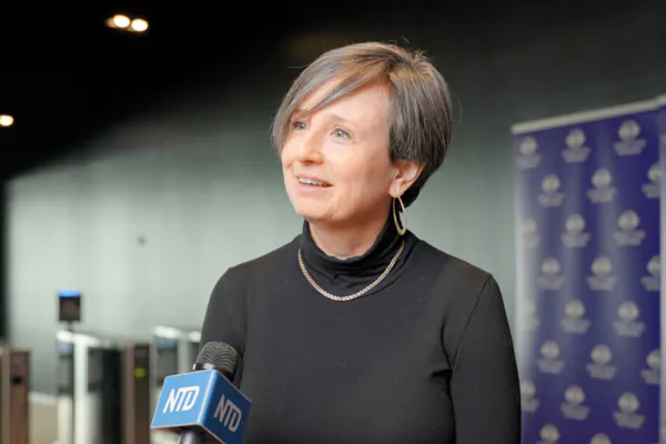 Sascha Faxe enjoyed Shen Yun’s performance at the Royal Arena on April 1, 2026. (NTD)