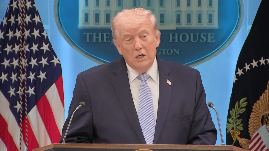 Trump: Rescue of 2 Airmen From Downed Fighter Jet in Iran Was a ‘Risky Decision'