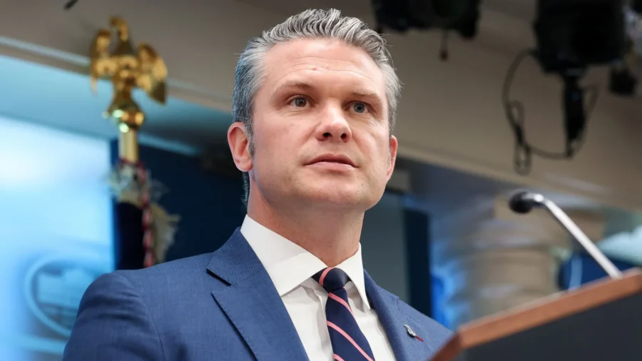 Hegseth Recounts Rescue Mission of US Pilots From Iran