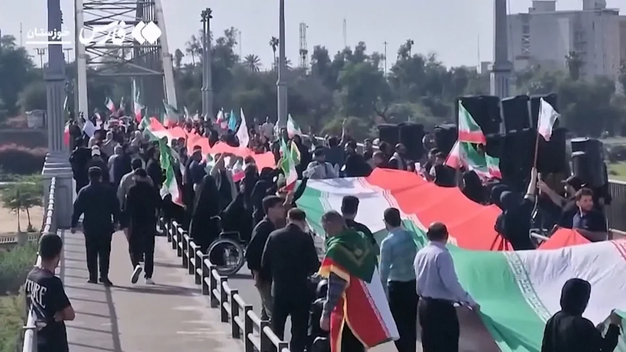 Iranians Form Human Chains on Bridges, Power Plants After Trump’s Threat