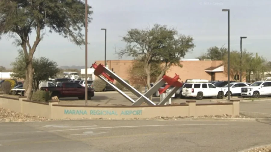 2 Killed After Small Plane Crashes, Bursts Into Flames in Southern Arizona