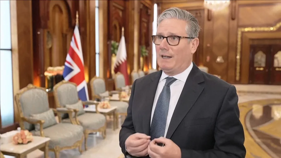 UK's Starmer and Trump Discuss Military Options for Strait of Hormuz