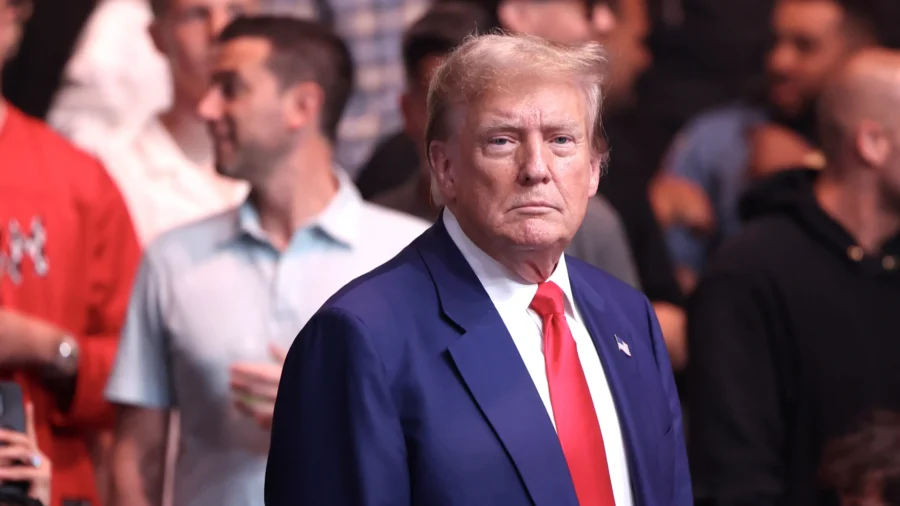 Trump Attends UFC 237