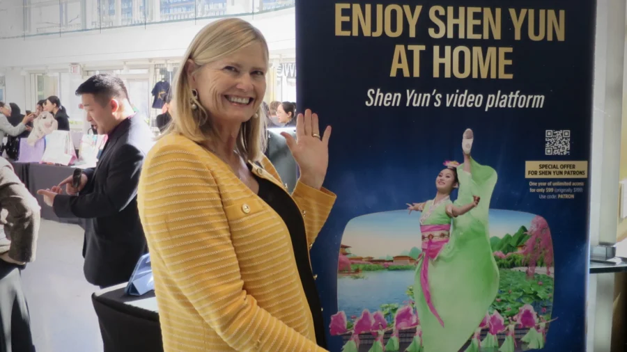 Vancouver Theatergoer: Shen Yun Is ‘Bigger Than Life’