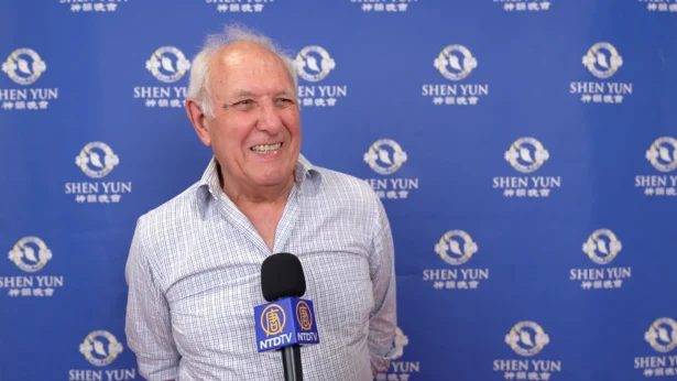 Richard Makowski at Shen Yun Performing Arts at the Amphithéâtre 3000 in Lyon, France, on April 8, 2026. (NTD)