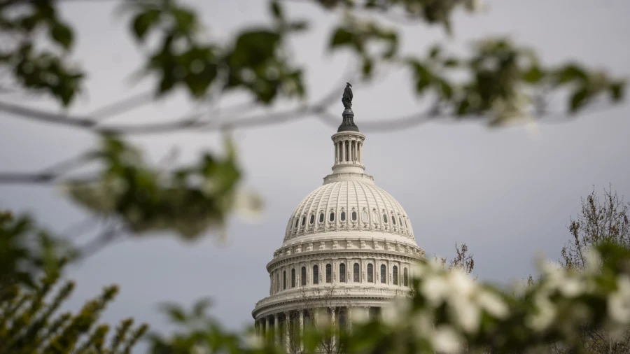 House Begins Votes, Including on 18-Month FISA Extension