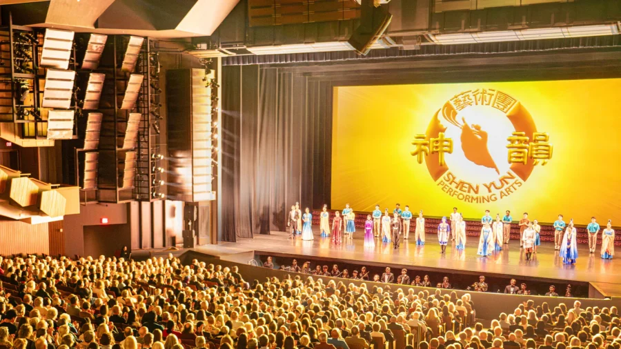 Chinese Consulate Pressured Vancouver City Official to Cancel Shen Yun Shows