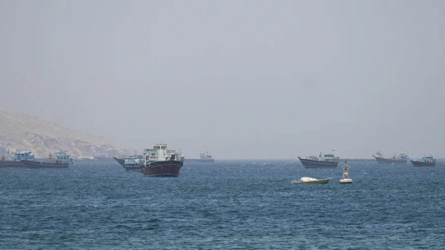 US Says It Sinks Iranian Small Boats, Shoots Down Missiles, Drones as It Opens Strait