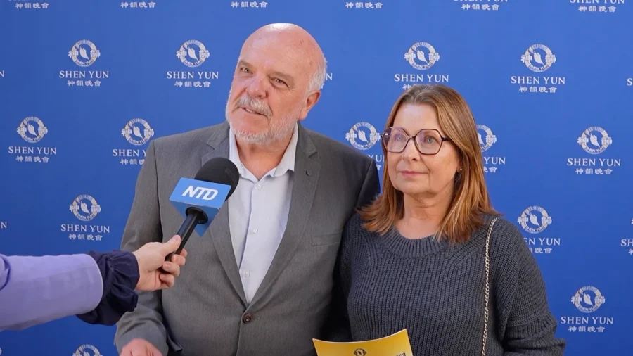 Business Owner: A Sense of Tranquility Emanates From Shen Yun